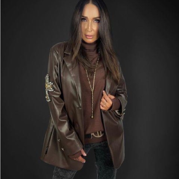 NWT faux leather oversized Jacket. European designer Minouu - Picture 2 of 6